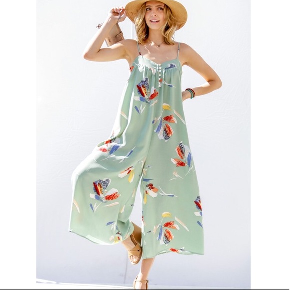 Floral Print Jumpsuit - Picture 4 of 7